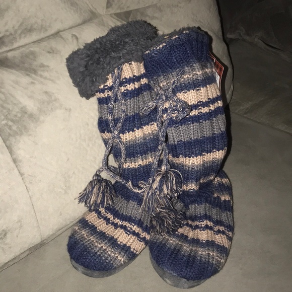 NWTS Muk Luks sz 7-8 - Picture 3 of 4